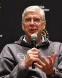 欧足联与英足总对温格越位法案持保留态度，拟推折中方案|阿尔塞纳·温格|国际足联|英格兰|英格兰足总|泰晤士报_新浪体育_新浪新闻